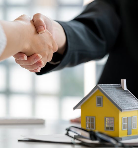 Beyond the Sale: Unexpected Ways a Real Estate Lawyer Protects Your Investmentnt
